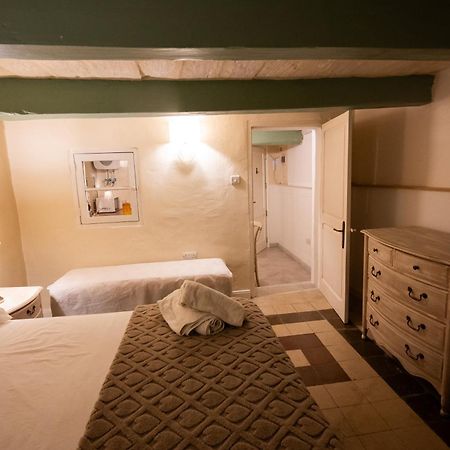 Arcanum Apartment 1 Very Close To Seafront Bus Station And Ferry To Valletta Сенглеа Екстериор снимка